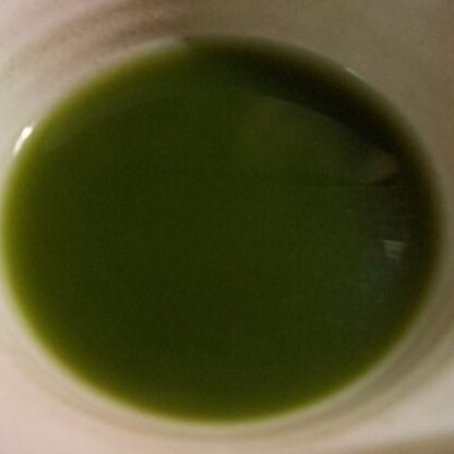 また私です（恐縮です）健康的飲み物なので、ついつい飲んでしまいます（ニコニコ）緑茶と青汁で、ハチミツの ほんの～り甘さがおいしくて（＾＿＾）おいしかったです＾＾